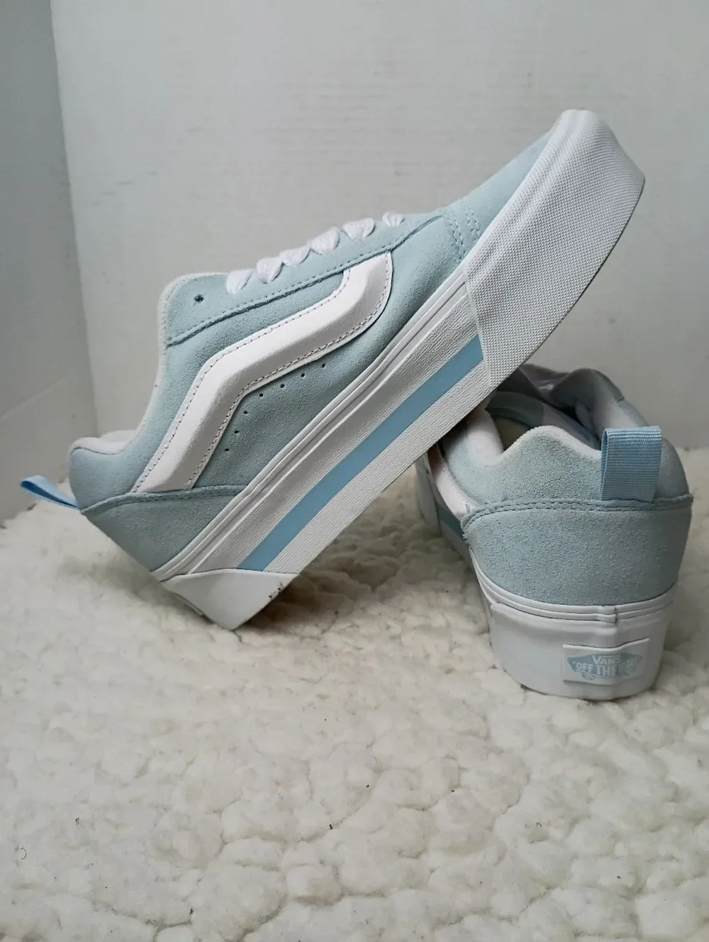 Vans knu stack